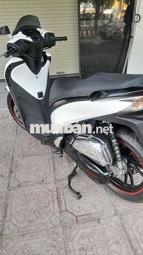 Honda SH màu Trắng chính chủ 