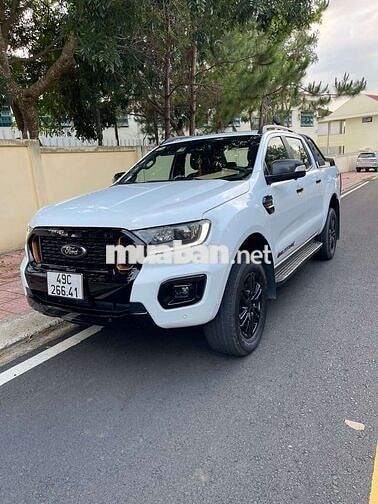 Ford Ranger Wildtrak Trắng 5 chỗ