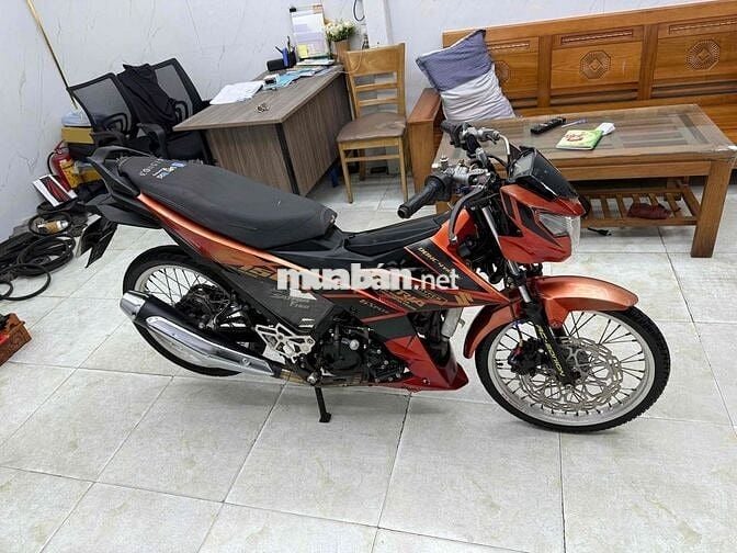 Suzuki Raider 2018 Đỏ cam