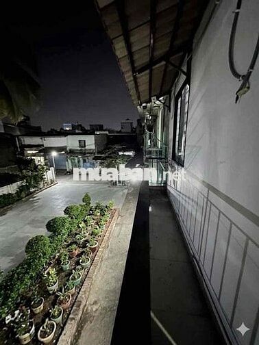 Tỉnh lộ 10 Bình Tân nhà 2 tầng dt 4mx6,07m giá 2,4 tỷ.