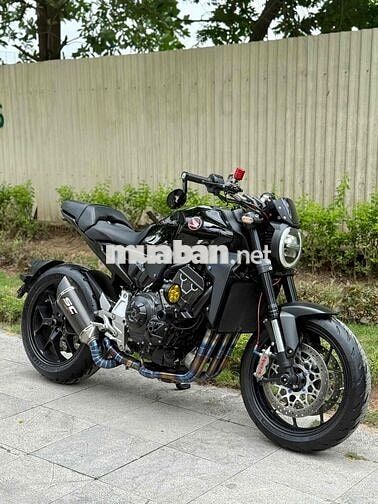 Honda CB1000R 2020 Đk2021 Đen 18000 km