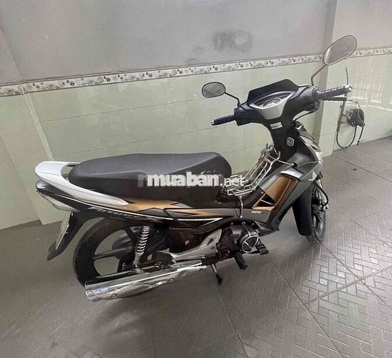 Honda Future Fi 2011 Đen bạc vàng