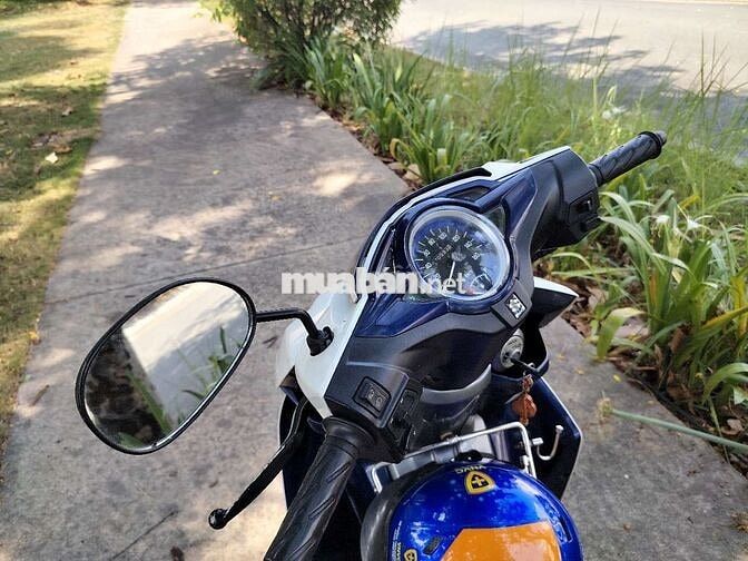 Suzuki Impulse Fi 2015 Trắng xanh