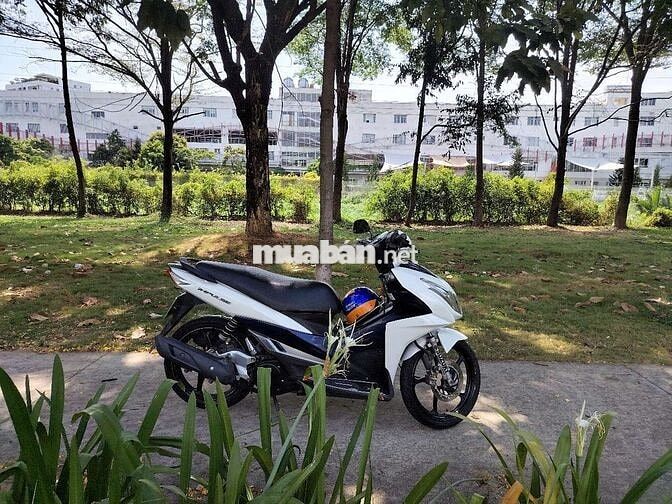 Suzuki Impulse Fi 2015 Trắng xanh
