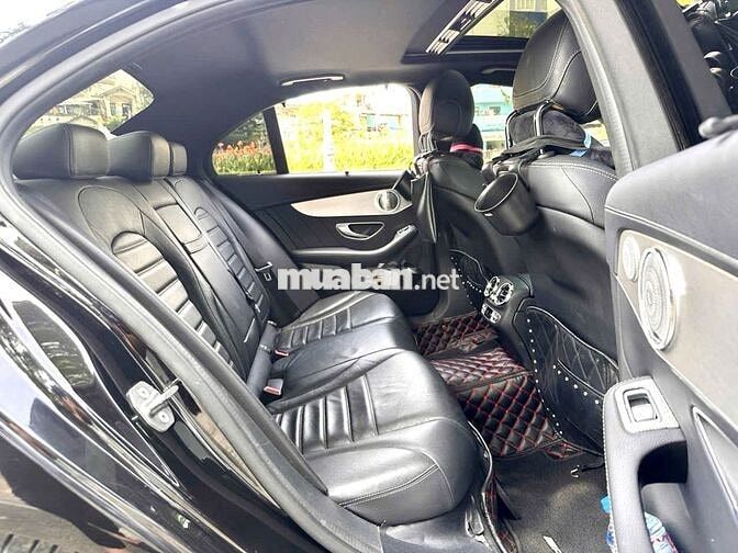 Mercedes-Benz C300 2017 Đen