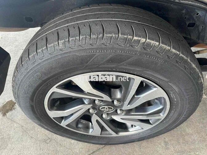 Toyota Innova G 78.000 km Bạc