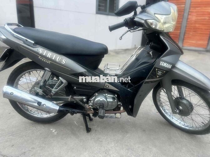 Yamaha Sirius màu Xám