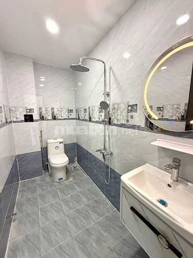 Nhà Đẹp Đường Ba Đình,P9Q8,DT 4m x 10m, 1 Lầu,3 PN,Giá 4,9 Tỷ (TL)
