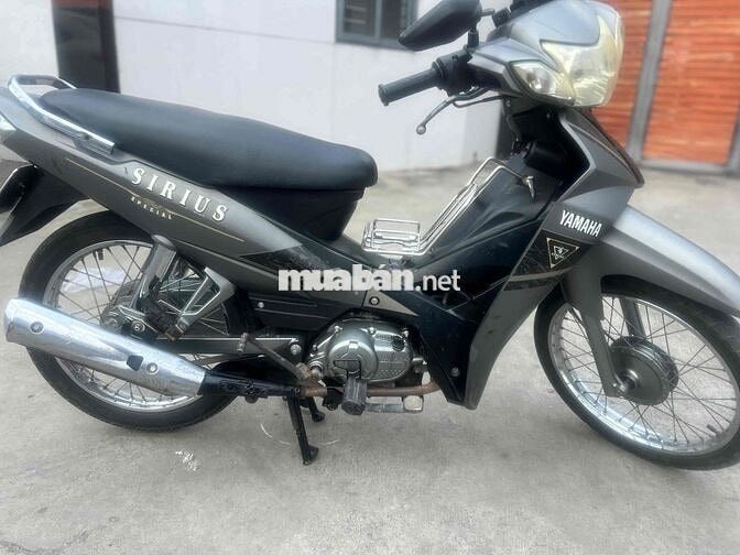 Yamaha Sirius màu Xám