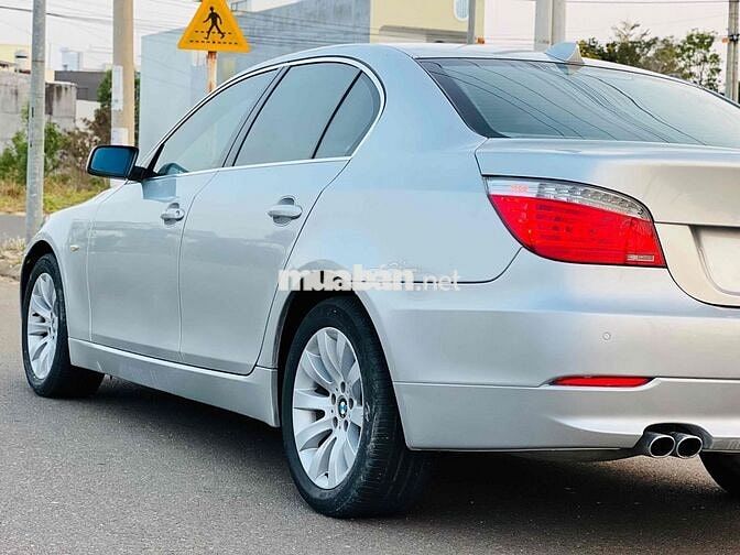 BMW 530i. Xe Đẹp Zin Nòi Lắm Luôn