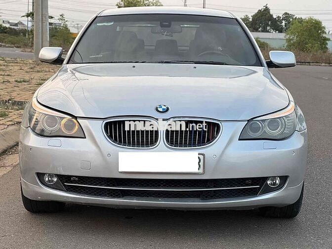 BMW 530i. Xe Đẹp Zin Nòi Lắm Luôn