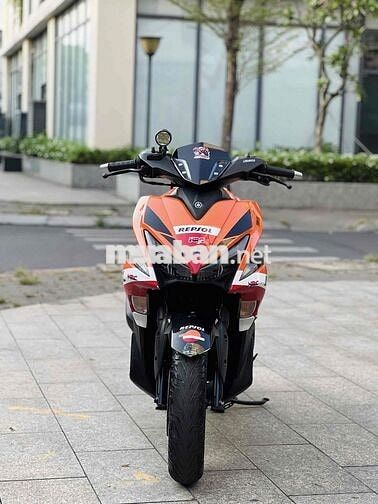 Yamaha NVX 155 VVA ABS Cam đen