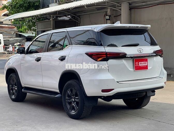 FORTUNER 2.4MT 2022- 90.000km- TT 270tr