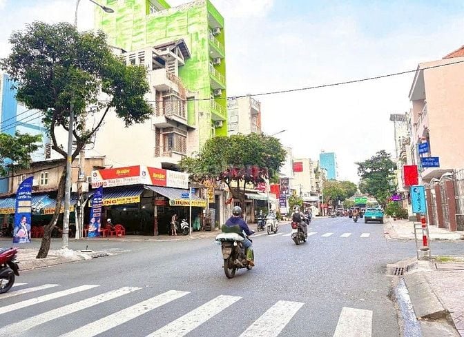 GÓC 2MT CỰC ĐẸP- Trương Vĩnh Ký. DT 3.5x13- Giá tốt nhỉnh 10 TỶ