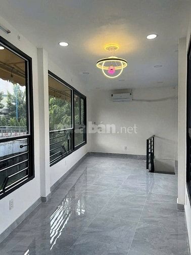 CHO THUÊ NHÀ MT ĐƯỜNG HOÀNG SA, P.TÂN ĐỊNH, Q.1 15TR