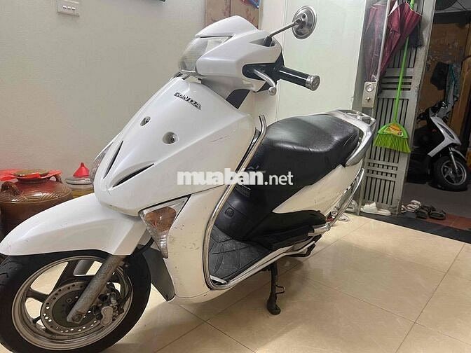 Honda SCRTrắng