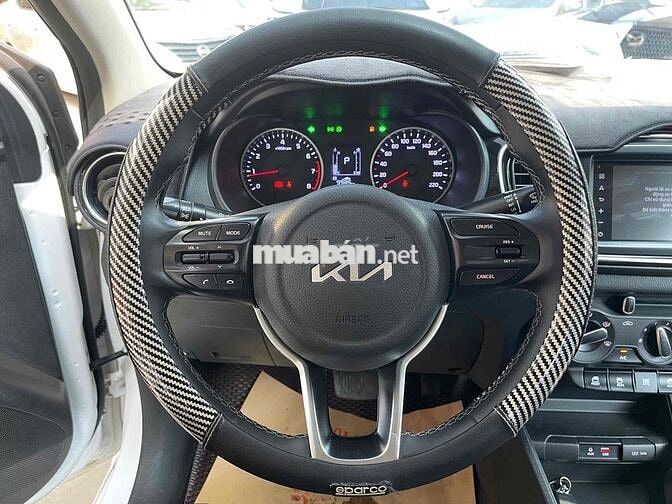 Kia Soluto 2022 1.4 AT Luxury - 57000 km