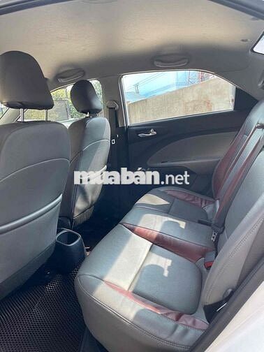 Kia Soluto 2022 1.4 AT Luxury - 57000 km