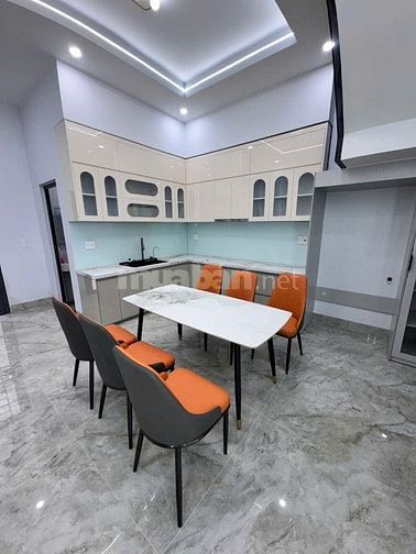 NHÀ 2 TẦNG - TT TÂN UYÊN CHỈ 2,6 TỶ  Nhà 2 tầng FULL nội thất