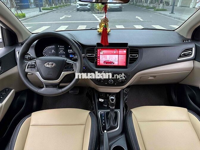 Hyundai Accent 2022 1.4 AT - 80000 km