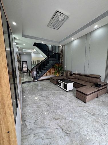 NHÀ 2 TẦNG - TT TÂN UYÊN CHỈ 2,6 TỶ  Nhà 2 tầng FULL nội thất