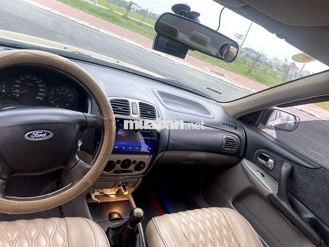 Ford Laser Vàng cát Số sàn