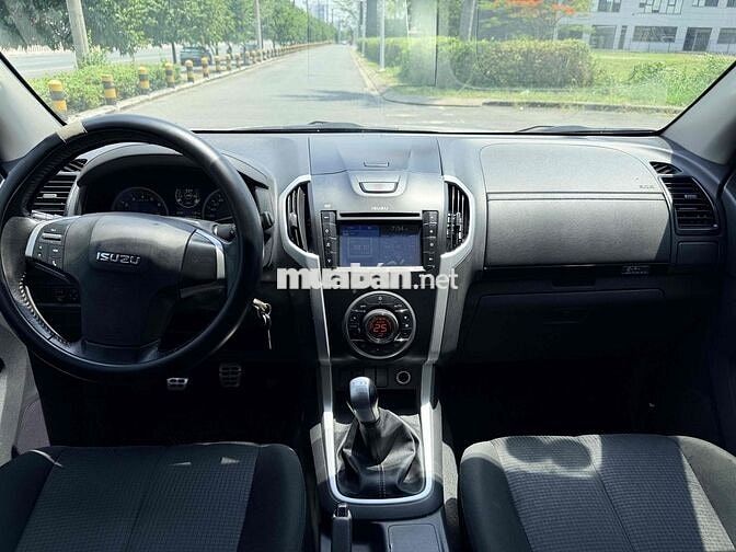 Isuzu Dmax LS 2018 1.9L MT Trắng Máy Dầu Nhập Thái
