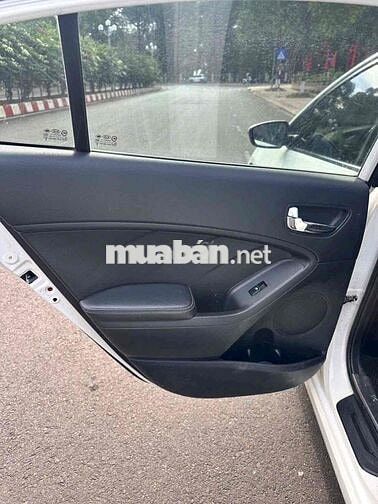 Kia K3 2015 Trắng Số sàn
