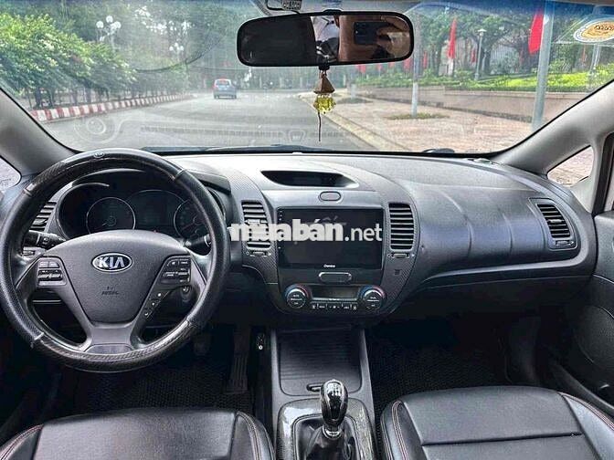Kia K3 2015 Trắng Số sàn
