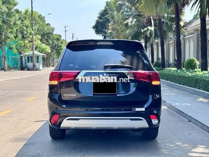 Mitsubishi Outlander 2023 2.0 CVT Đen