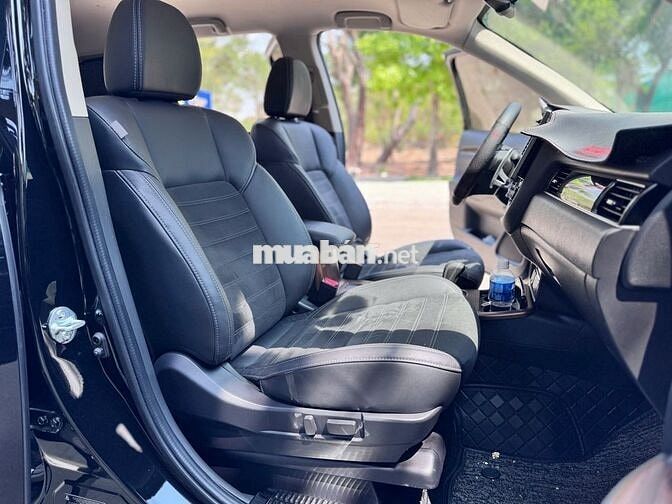 Mitsubishi Outlander 2023 2.0 CVT Đen