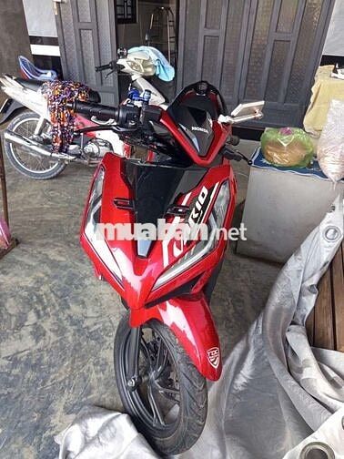 Honda Vario Đỏ