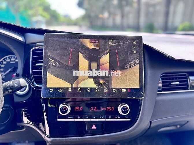 Mitsubishi Outlander 2023 2.0 CVT Đen