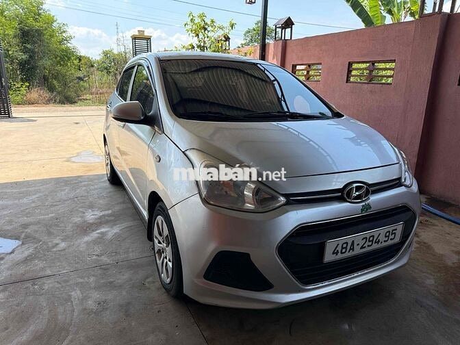 Hyundai Grand i10 Sedan 2015 Bạc