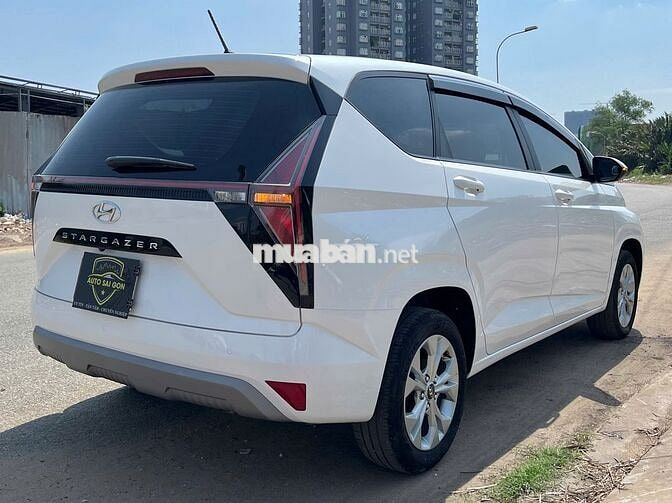 Hyundai Stargazer bản tiêu chuẩn 1.5AT 2024