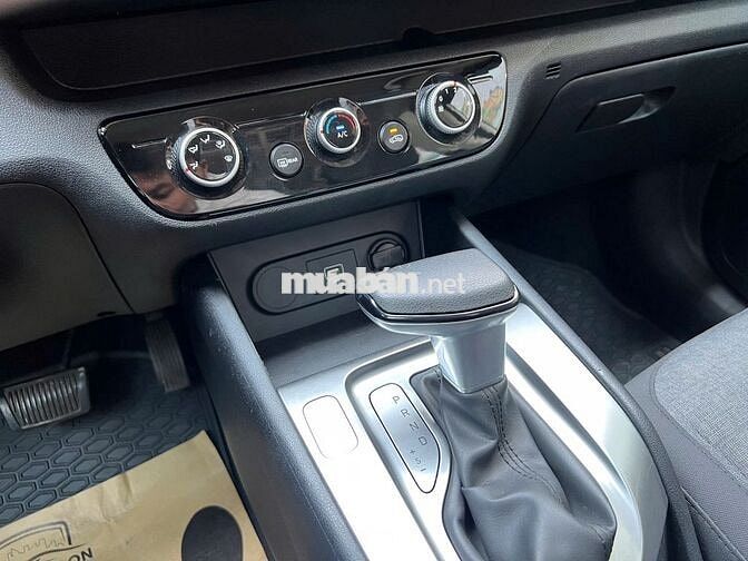 Hyundai Stargazer bản tiêu chuẩn 1.5AT 2024