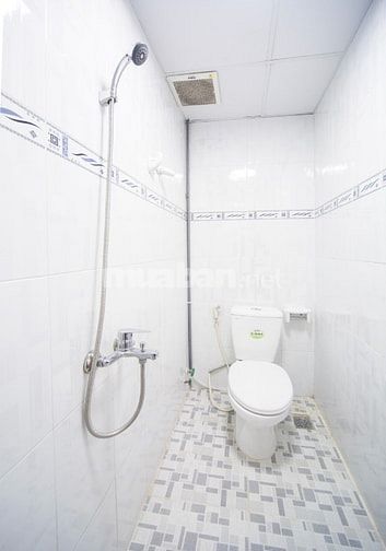 Cho thuê văn phòng ngay Trung Tâm Triển Lãm Tân Bình, Ngã 4 Bảy Hiền.