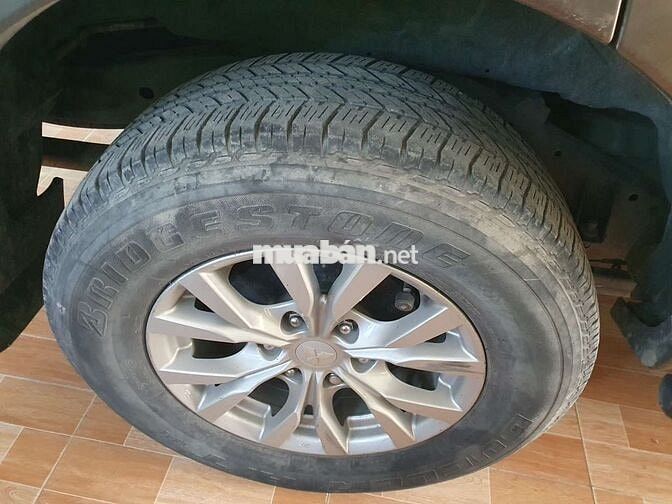 Mitsubishi Pajero Sport 2016 2.5 Nâu