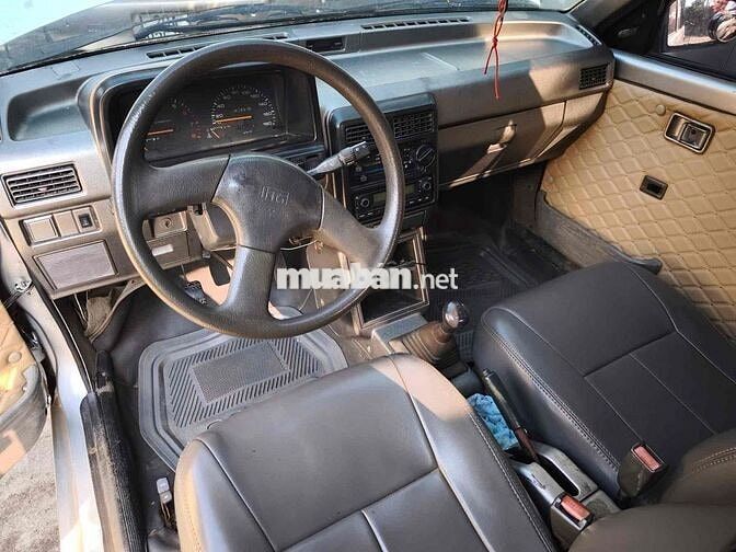 Kia Pride màu Bạc . sdt liên hệ ***
