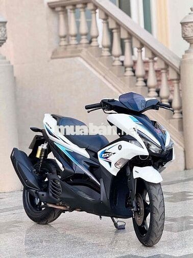 Yamaha NVX 155 Trắng đen