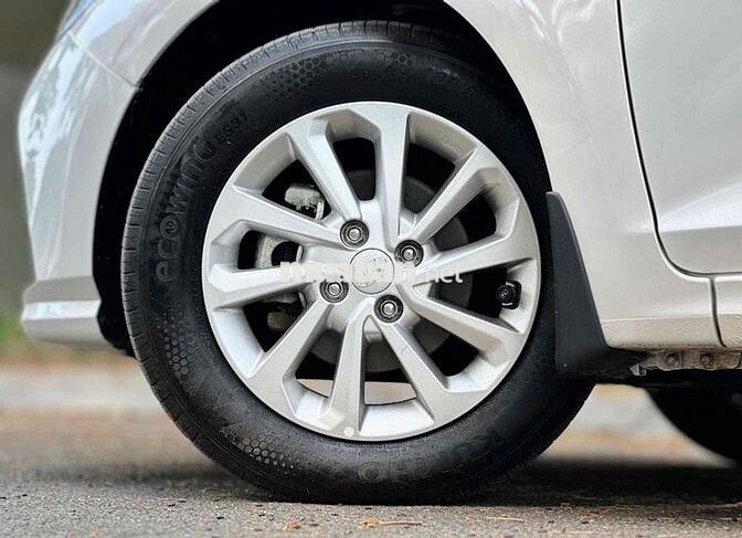 Hyundai Accent 2021 1.4AT 40.000 km Trắng