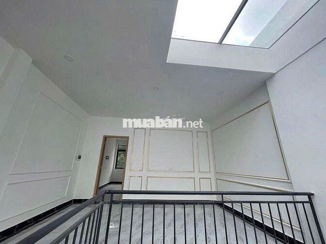 Nhà Thanh toán 600 triệu vào ở ngay tại Tân Uyên