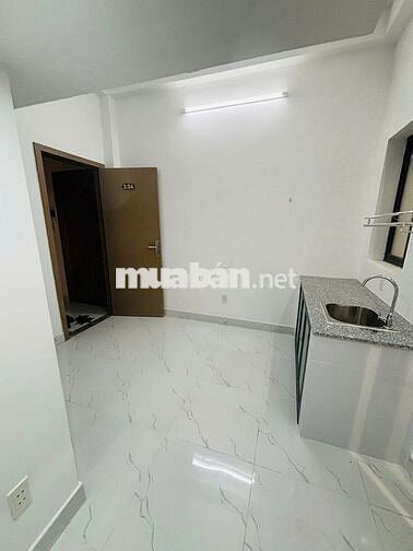 CHO THUÊ PHÒNG FULL NỘI THẤT CÓ BAN CÔNG, GẦN ĐẠI HỌC NGÂN HÀNG, SPKT