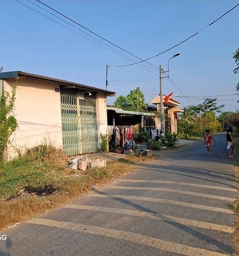 Cho thuê nhà MT tiện KD gần Ngã 4 Đinh Đức Thiện – Tỉnh lộ 835, BChánh