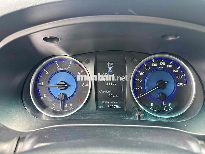 Toyota Hilux 2016 3.0AT 4WD 70000 km 1 Chủ