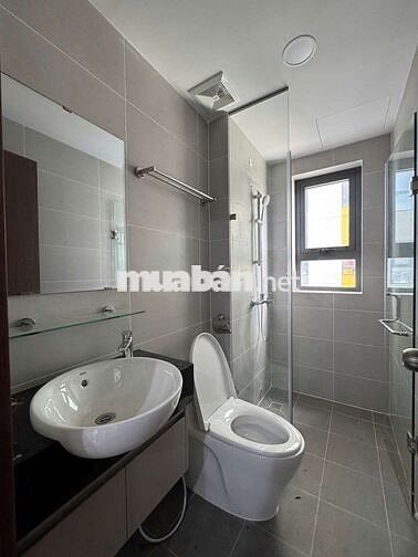 Chủ nhà chuyển công tác - cho thuê lại căn hộ 2pn2wc