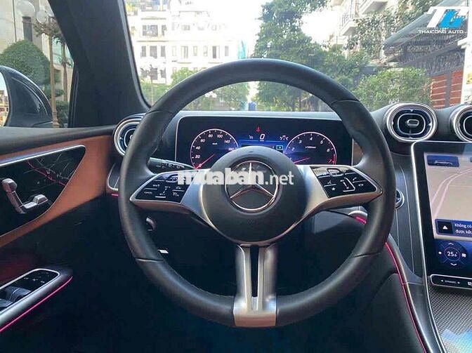 ⭐️Mercedes Benz All-New GLC 200 4Matic ĐK2025 99%