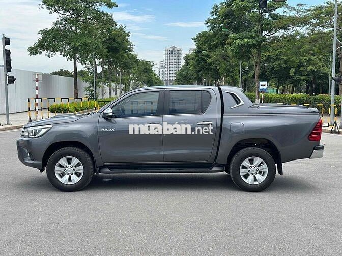 Toyota Hilux 2016 3.0AT 4WD 70000 km 1 Chủ