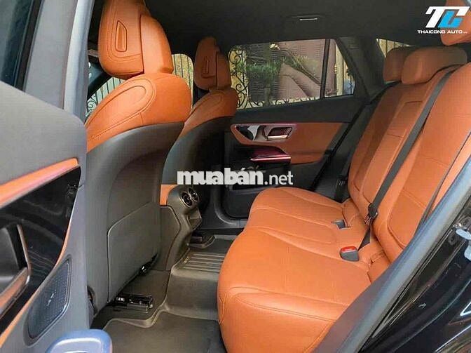 ⭐️Mercedes Benz All-New GLC 200 4Matic ĐK2025 99%