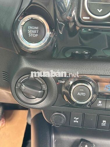 Toyota Hilux 2016 3.0AT 4WD 70000 km 1 Chủ